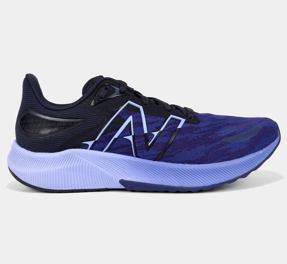 Foto do tênis New Balance FuelCell Propel v3